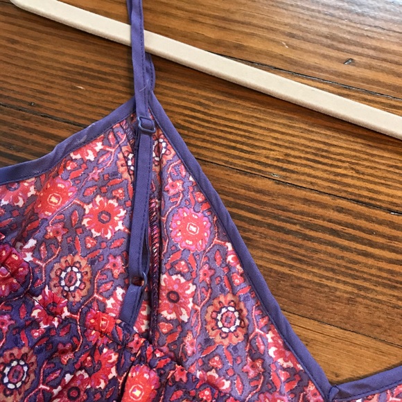 Urban outfitters Floral romper! - Picture 7 of 7